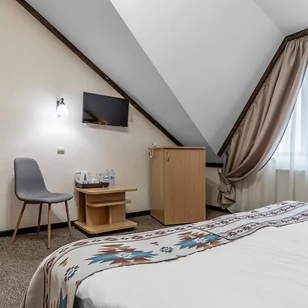 Zahar Berkut Hotel 3*