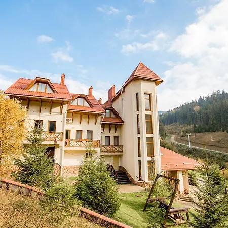 Zahar Berkut Hotel