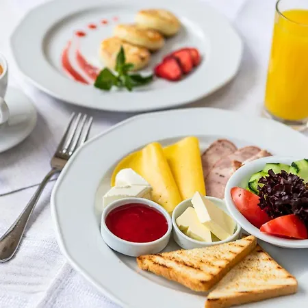 Zahar Berkut 3* Slavske